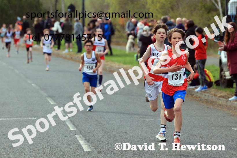 Boys and Girls under-13s, 2025 Elswick Harriers Good Friday Road Relays, Newburn, Newcastle upon Tyne. Photo: David T. Hewitson/Sports for All Pics